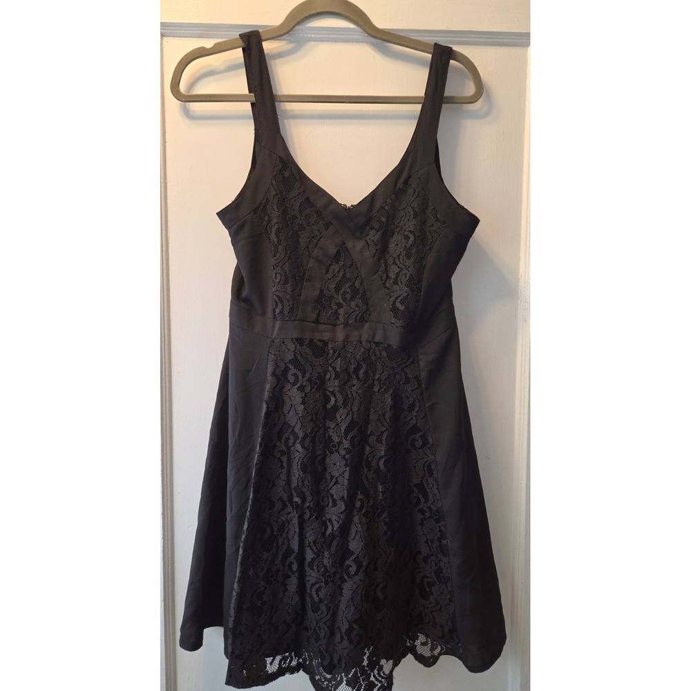 Y2k Bongo Black Lace Dress.  9